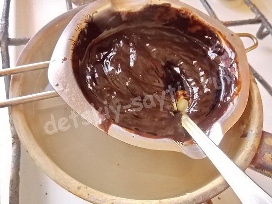 готовим шоколадную глазурь для сырков
