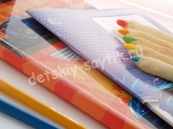 детское печенье цветные карандаши