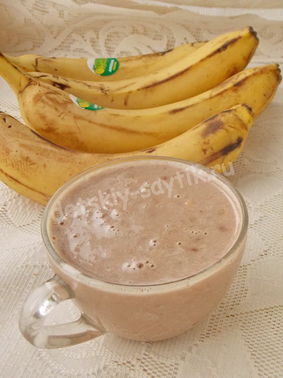 вкусное средство от кашля из банана, какао и молока