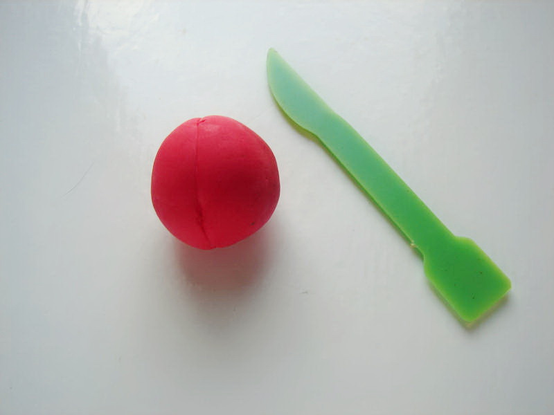 Пластилиновый шар